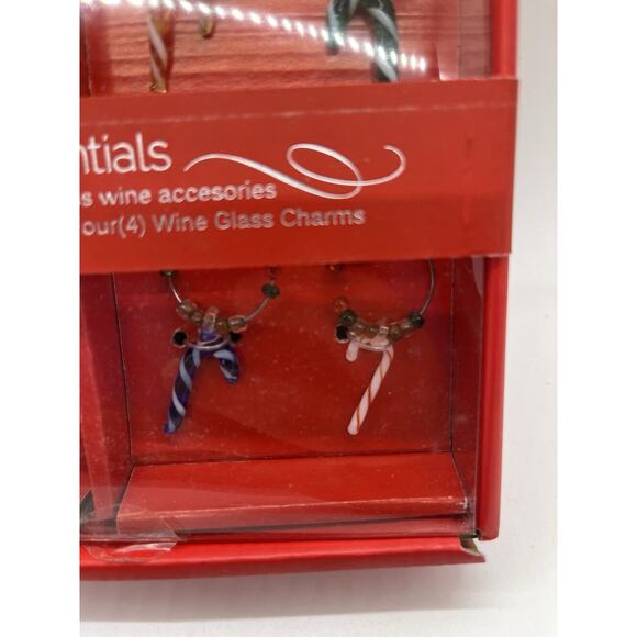 Mikasa Celebrations Peppermint Twist 5pc Glass Wine Set Stopper & Charms - Picture 5 of 6